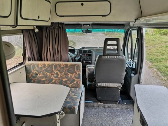                         Kamper Citroen Jumper 2.5 D blaszak - zdjęcie 3
                        