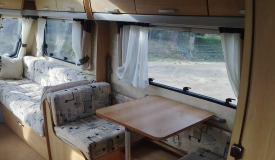                         Rewelacyjna przyczepa, wygodna i świetnie wyposażona dla 2-5 osób - zdjęcie 4
                        