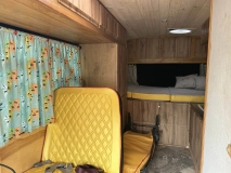                         Autobus USA jak kamper - zdjęcie 4
                        