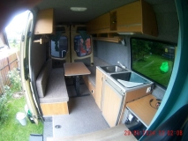                         Kamper na bazie Mercedesa Sprintera 211 CDI - zdjęcie 11
                        