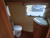                         ABBEY Aventura 325 SWIFT - Przyczepa Kempingowa - zdjęcie 10
                        