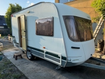                         Chateau 400 Cantana 2001 - zdjęcie 1
                        