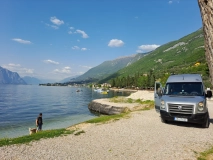                         KAMPER VW CRAFTER MAX 2.5TDI 4 osoby Tv WC prysznic solar webast truma - zdjęcie 26
                        