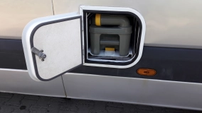                         KAMPER VW CRAFTER MAX 2.5TDI 4 osoby Tv WC prysznic solar webast truma - zdjęcie 23
                        