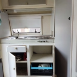                         Super przyczepa kempingowa Avento kemping - zdjęcie 15
                        