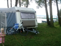                         Super przyczepa kempingowa Avento kemping - zdjęcie 13
                        