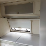                         Super przyczepa kempingowa Avento kemping - zdjęcie 11
                        