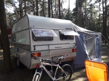                         Super przyczepa kempingowa Avento kemping - zdjęcie 6
                        