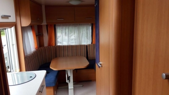                         Sprzedam przyczepę Knaus Eifelland 500tk, 2008, pokój dziecięcy z łóżkami piętrowymi, mover - zdjęcie 2
                        