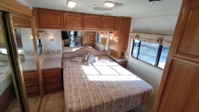                         Kamper (RV) Freightliner Cruise Air - zdjęcie 6
                        