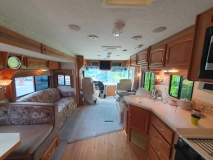                         Kamper (RV) Freightliner Cruise Air - zdjęcie 1
                        