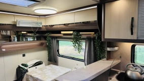                         Caravan Hobby 720 Prestige 1właściciel , super standart  - zdjęcie 13
                        