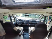                         Kamper BUERSTNER Lyseo T710G - zdjęcie 9
                        