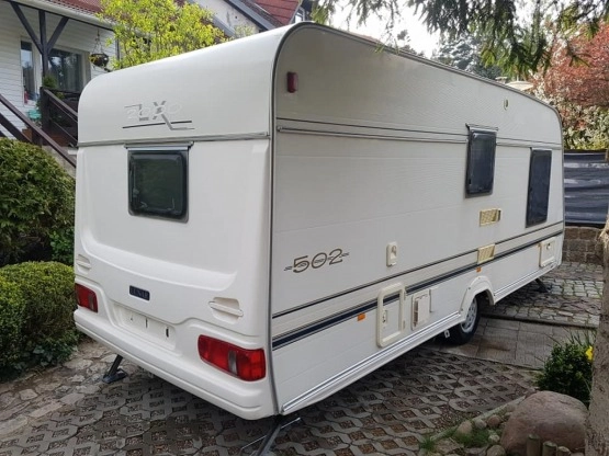                         Przyczepa kempingowa Lunar z namiotem - zdjęcie 4
                        