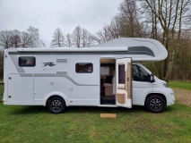                         Kamper Laika F510, salon PL, I właściciel, mały przebieg, jak nowy - zdjęcie 2
                        