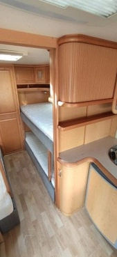                         Hobby Prestige 560 2007 r. - zdjęcie 12
                        