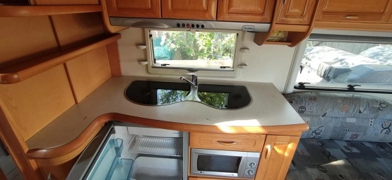                         Hobby Prestige 560 2007 r. - zdjęcie 16
                        