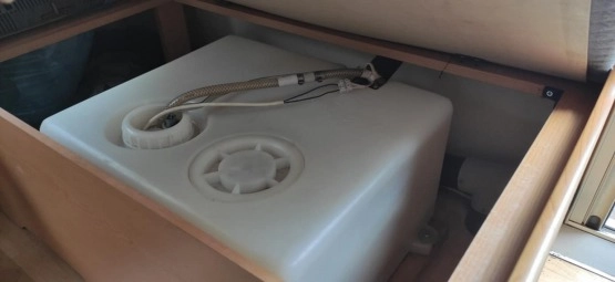                         Hobby Prestige 560 2007 r. - zdjęcie 2
                        