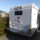                         Sprzedam kampera 6 osobowy z dużym garażem - zdjęcie 3
                        