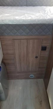                         Kamper Fiat Ducato 2,3, rok prod. 2010, przebieg 179 000. Zabudowa 2020 - zdjęcie 15
                        