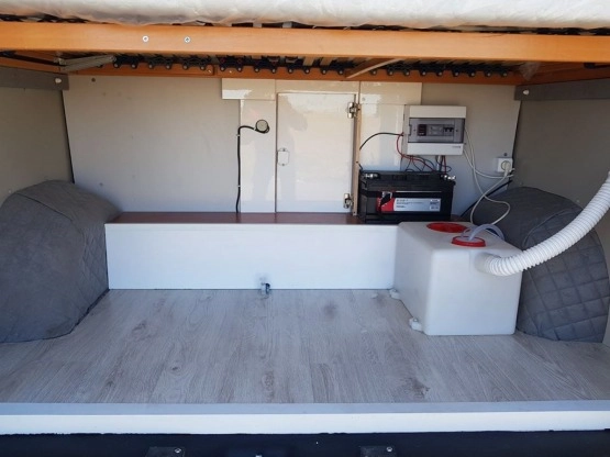                         Kamper Fiat Ducato 2,3, rok prod. 2010, przebieg 179 000. Zabudowa 2020 - zdjęcie 18
                        