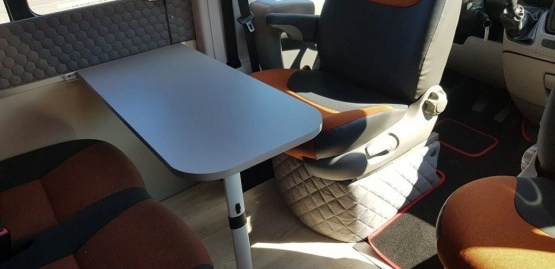                         Kamper Fiat Ducato 2,3, rok prod. 2010, przebieg 179 000. Zabudowa 2020 - zdjęcie 36
                        