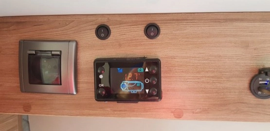                         Kamper Fiat Ducato 2,3, rok prod. 2010, przebieg 179 000. Zabudowa 2020 - zdjęcie 3
                        