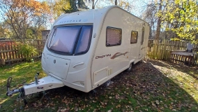                         Przyczepa kempingowa Avondale Ospray 2006 - zdjęcie 8
                        