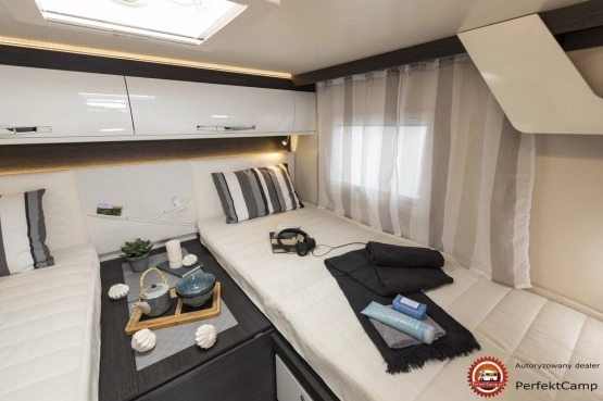                         Roller Team Kronos 284TL AUTOMAT Remisy Solar Kamera cofania Bagażnik na 4 rowery - zdjęcie 7
                        