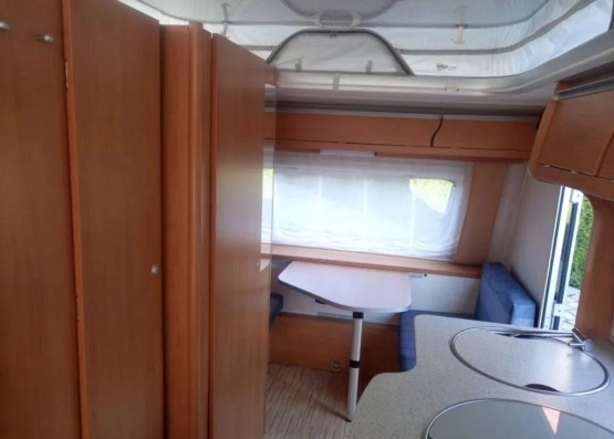                         Przyczepa kempingowa Hymer Feeling 430, 2009 r. DMC 1200 - zdjęcie 6
                        