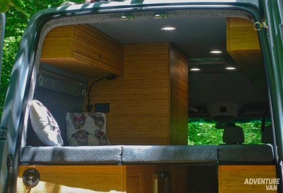                         Mercedes Sprinter 4x4 Kamper wyprawowy - zdjęcie 15
                        