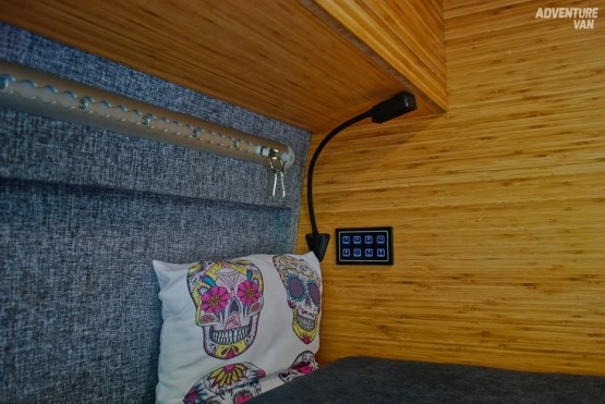                         Mercedes Sprinter 4x4 Kamper wyprawowy - zdjęcie 25
                        