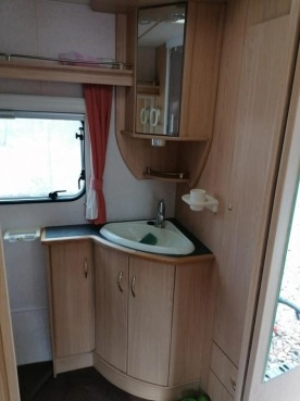                         Sprzedam przyczepę Swift Abbey GTS 416 2000 r. - zdjęcie 11
                        