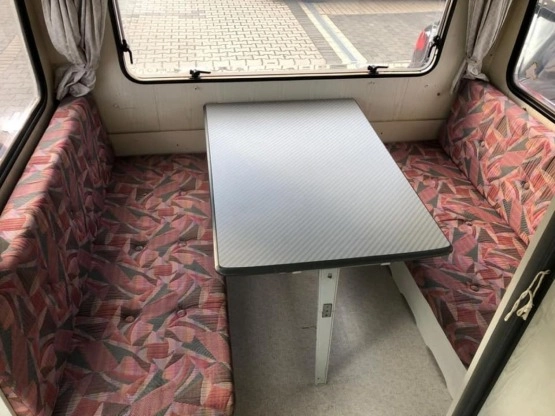                         Przyczepa CHATEAU Chiara 1989 rok 1200 DMC przedsionek 2 sypialnie Leszno - zdjęcie 9
                        