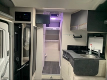                         CHAUSSON 720/CHALLENGER 380, pełne wyposażenie , wersja zimowa - zdjęcie 16
                        