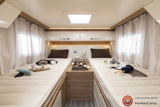                         CI HORON 84XT AUTOMAT Kamper - zdjęcie 14
                        