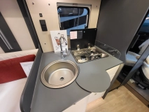                         Laika Kosmo L 105 - Półintegra 4-osobowa / Długość: 599 cm / Duża lodówka / Automat / Dealer LAIKA - Keller Kamp - zdjęcie 10
                        