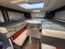                         Laika Kosmo L 105 - Półintegra 4-osobowa / Długość: 599 cm / Duża lodówka / Automat / Dealer LAIKA - Keller Kamp - zdjęcie 18
                        