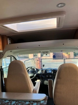                         Fiat Ducato Hymer Max 2013r jak nowy - zdjęcie 9
                        