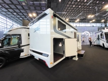                         Laika Kosmo L 319 - Półintegra 4-osobowa / Automat / 699 cm / Zimowy / Dealer Laika - Keller Kamp  - zdjęcie 2
                        