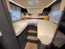                         Laika Kosmo L 319 - Półintegra 4-osobowa / Automat / 699 cm / Zimowy / Dealer Laika - Keller Kamp  - zdjęcie 8
                        