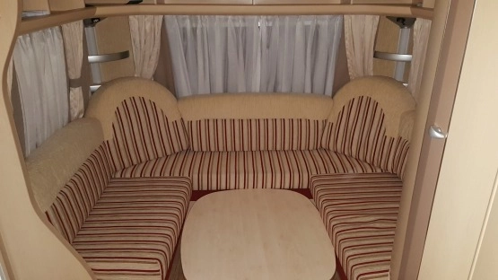                         Przyczepa Hobby La Vita 495 UL  2012 - zdjęcie 6
                        