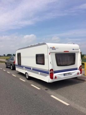                         Przyczepa kempingowa Hobby VIP Collection 2008 r. - zdjęcie 5
                        