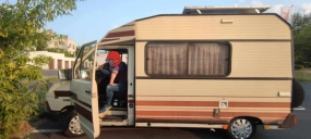                         Renault Trafic camping car 1st edition 1984 r. klasyk - zdjęcie 1
                        