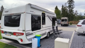                         PRZYCZEPA FENDT BIJOU CHROME 465 MOVER KLIMATYZACJA MARKIZA FOTOWOLTAIKA PRYWATNY WŁAŚCICIEL - zdjęcie 3
                        