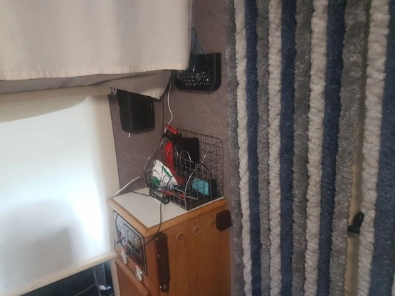                         sprzedam kampera 2.8 jtd - zdjęcie 11
                        