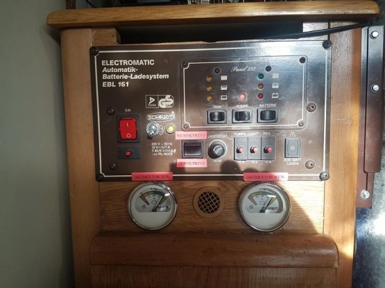                         sprzedam kampera 2.8 jtd - zdjęcie 2
                        