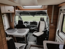                         KAMPER WEINSBERG CaraCompact Suite MB 640 MEG (2025) PEPPER. - zdjęcie 7
                        