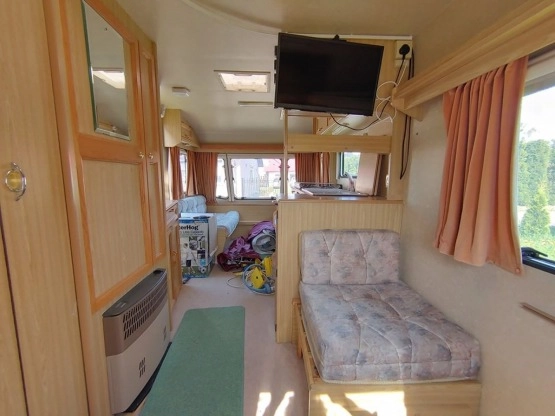                         SPRZEDAM Przyczepę Crown Regent - zdjęcie 7
                        