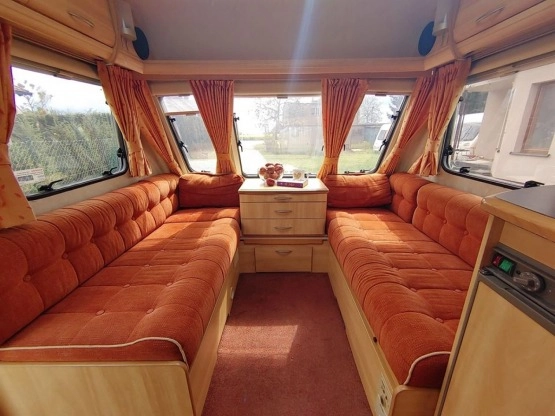                         Przyczepa z 2 sypialniami Sterling Europa 450-4 - zdjęcie 12
                        